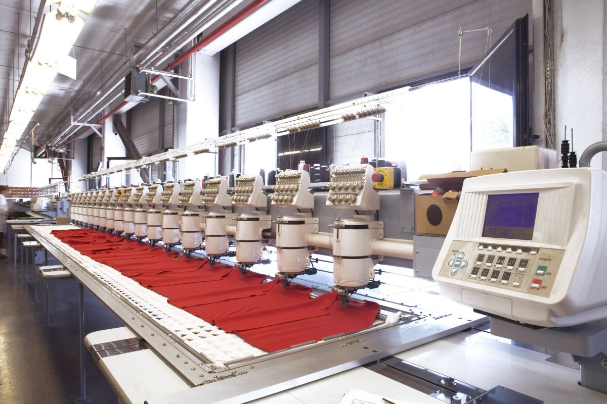 Operator maszyn w przemyśle włókienniczym Wybierz zawód